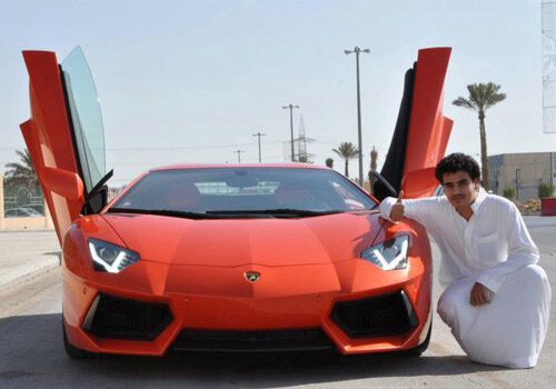 У студента нашлось $500 тыс. на Lamborghini. Фото