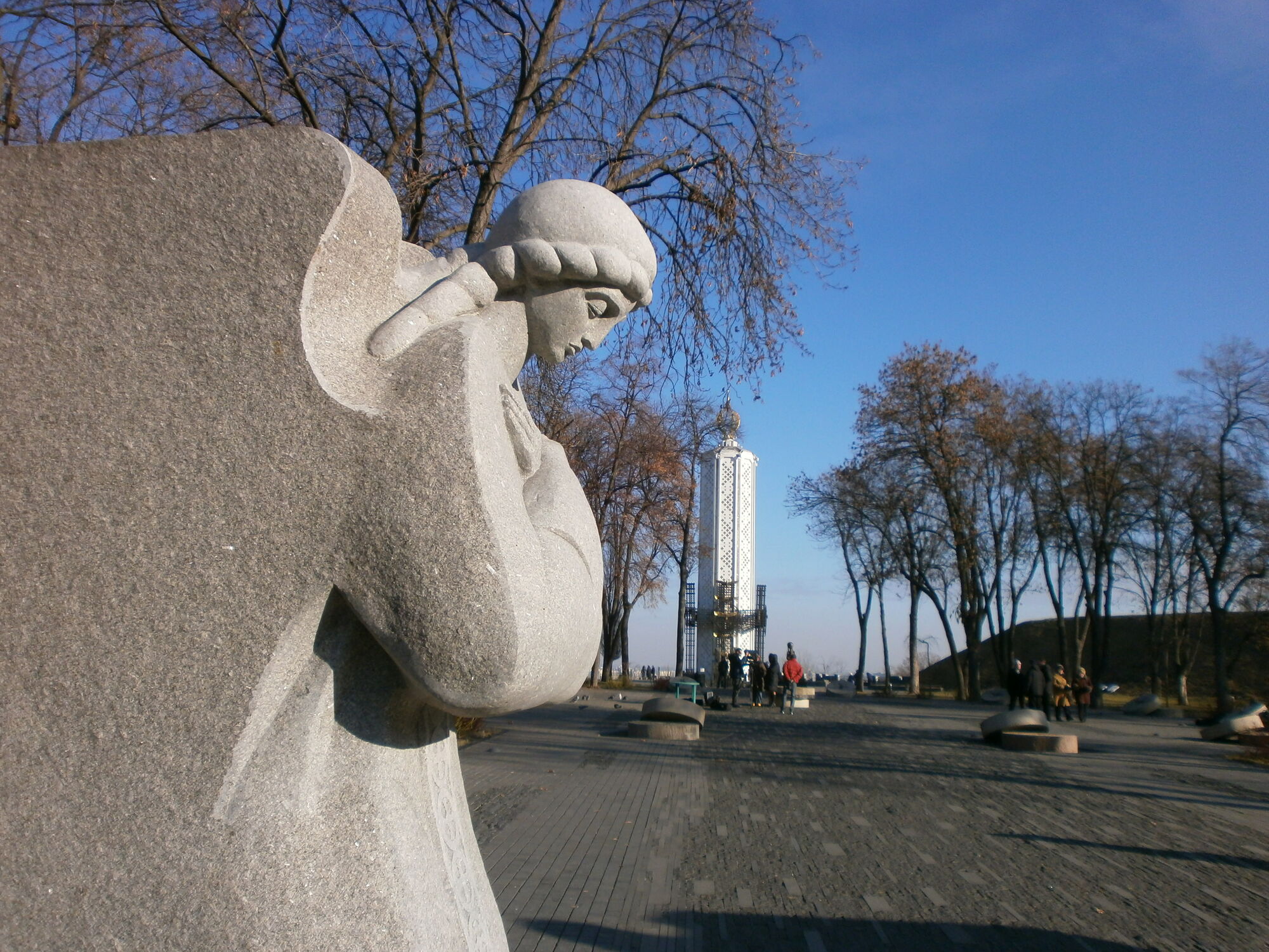Мемориал жертвам Голодомора: ни дня без скандала