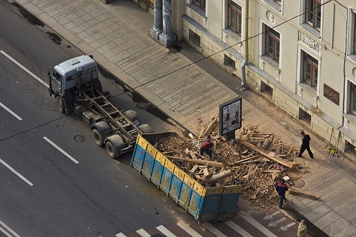 Самые зрелищные падения грузовиков. Фото