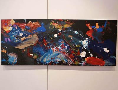 Самая молодая художница в мире продала картины на $1 млн. Фото