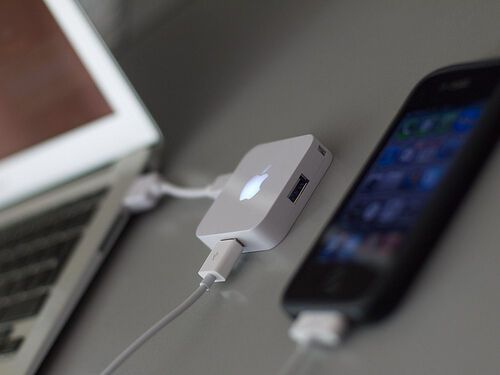 «Яблочные» натюрморты:  40 самых красивых фото с устройствами Apple