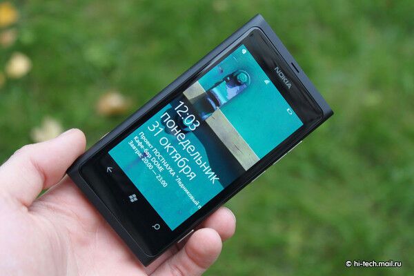 Первые впечатления от смартфона Nokia Lumia 800