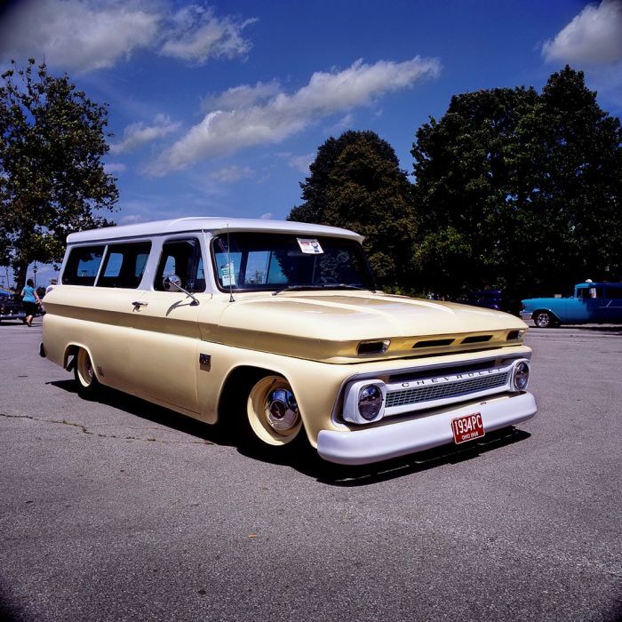 Ну очень американские машины. Фото