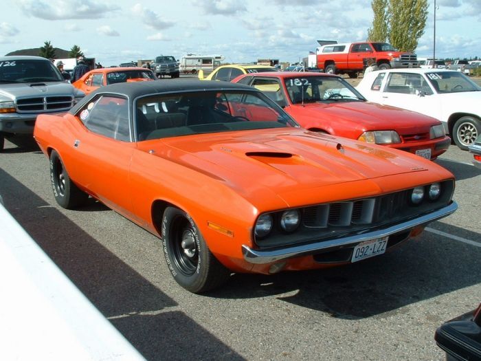 Ну очень американские машины. Фото