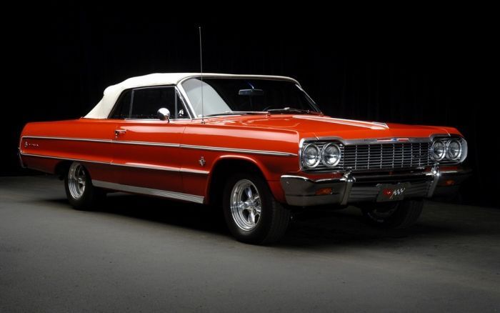 Ну очень американские машины. Фото