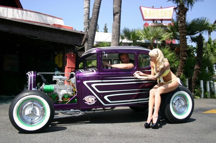 Ну очень американские машины. Фото