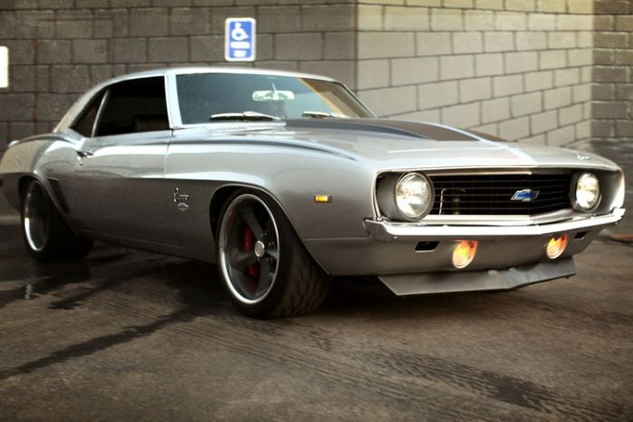 Ну очень американские машины. Фото