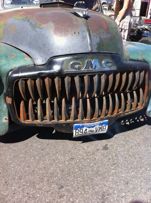 Ну очень американские машины. Фото