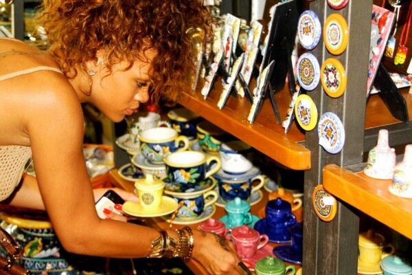 Рианна поделилась своим летом