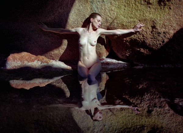 Обнаженные фотомодели из нового календаря Pirelli. Фото 