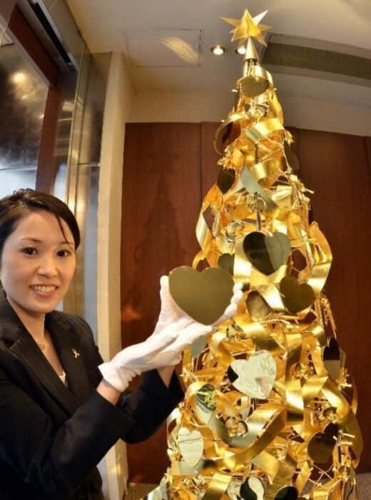 Самая дорогая новогодняя елка 2012. Фото. Видео