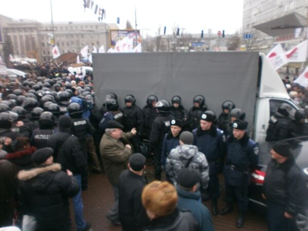 Апелляция Тимошенко: под судом пролилась первая кровь. Фоторепортаж