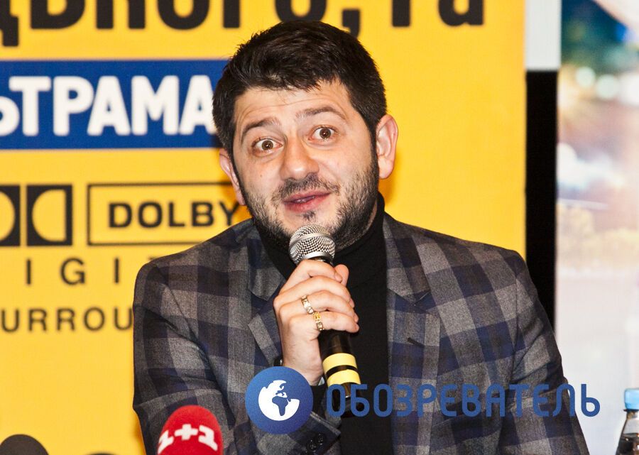 Михаил Галустян прилетел в Киев… без пропеллера