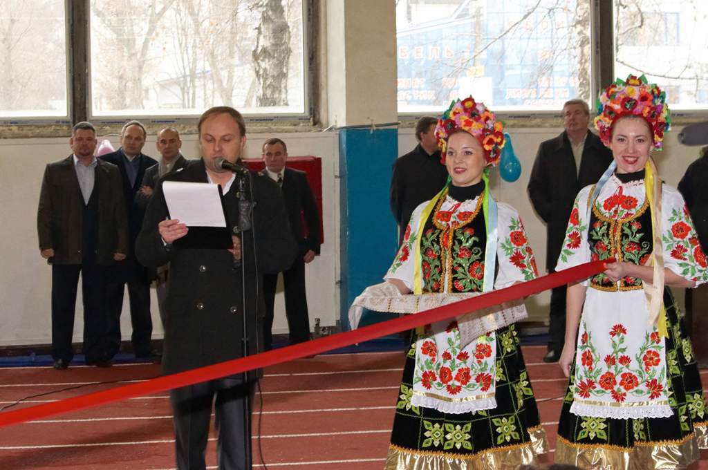 «Динамо» дало новую жизнь спорткомплексу в Луганске