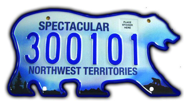 Названы 12 самых красивых автомобильных номеров. Фото