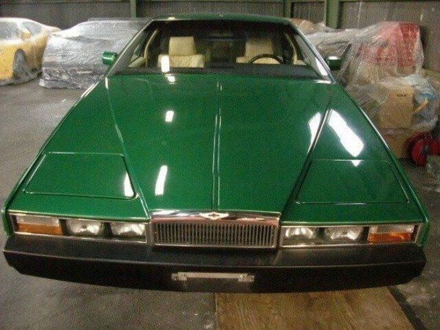 В коллекции японца нашлось 140 крутых автомобилей. Фото  