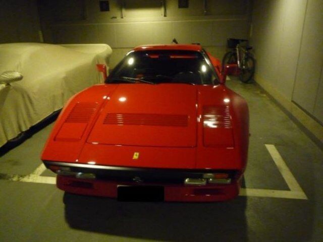 В коллекции японца нашлось 140 крутых автомобилей. Фото  