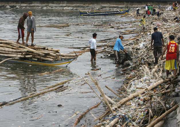 Растет число погибших в результате шторма на Филиппинах. Фото. Видео