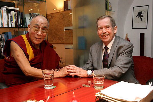 Вацлав Гавел: жизнь в фото