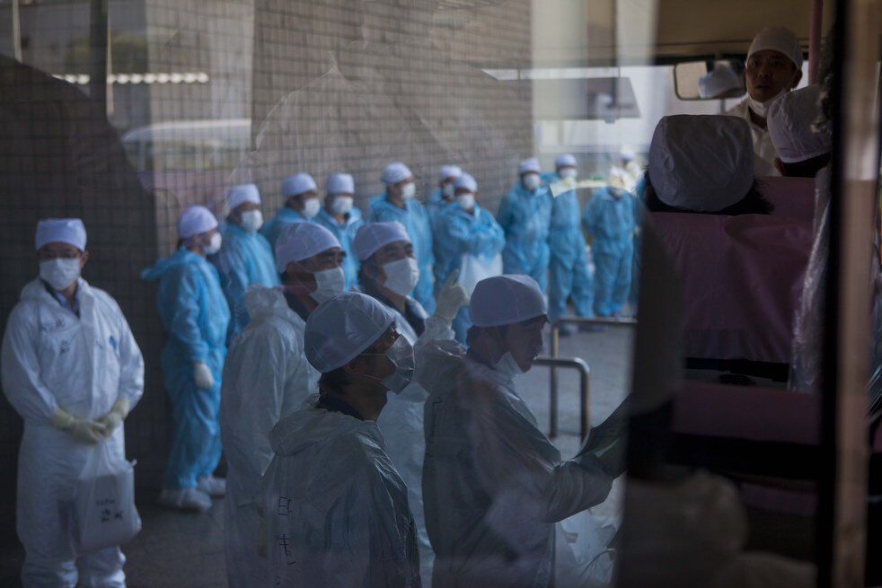 АЭС «Фукусима-1» через 8 месяцев после цунами