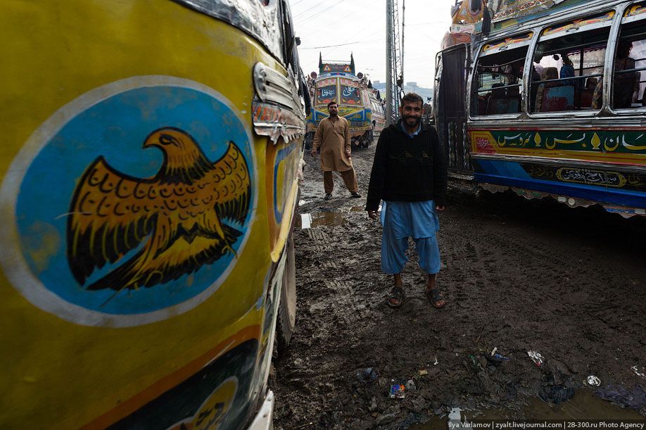 Сумасшедший тюнинг для грузовиков и автобусов. Фото 