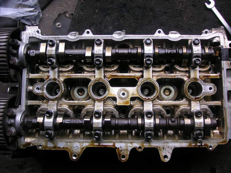 Что  моторное масло делает с двигателями машины. Фото 