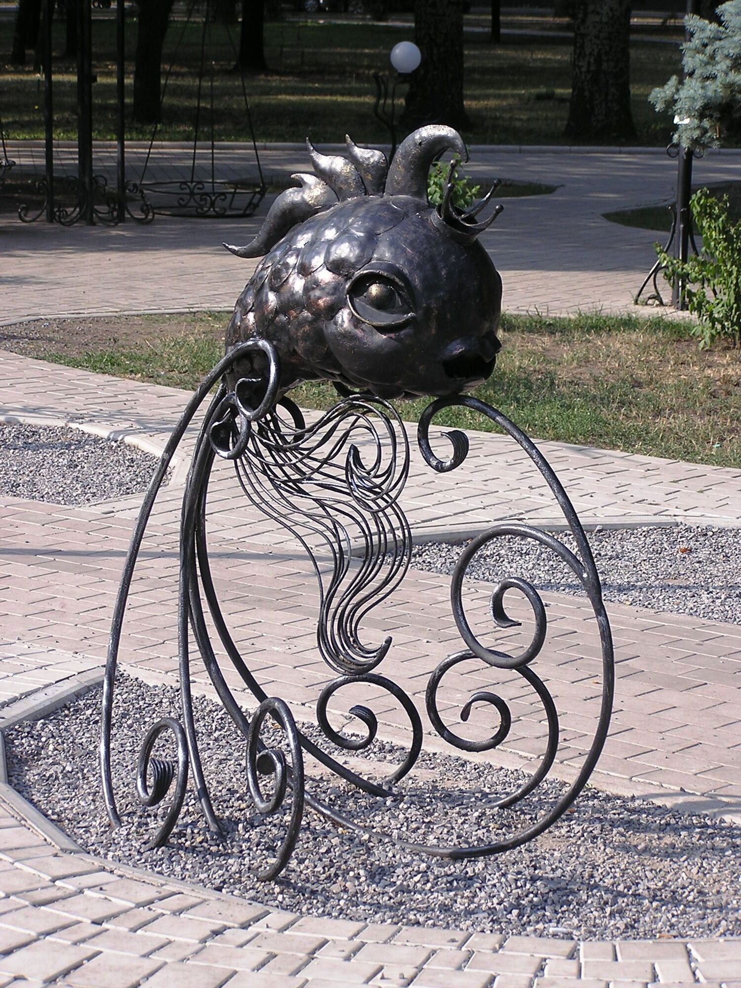 Топ-7 мистических мест Донецка: кого, где и о чем просить