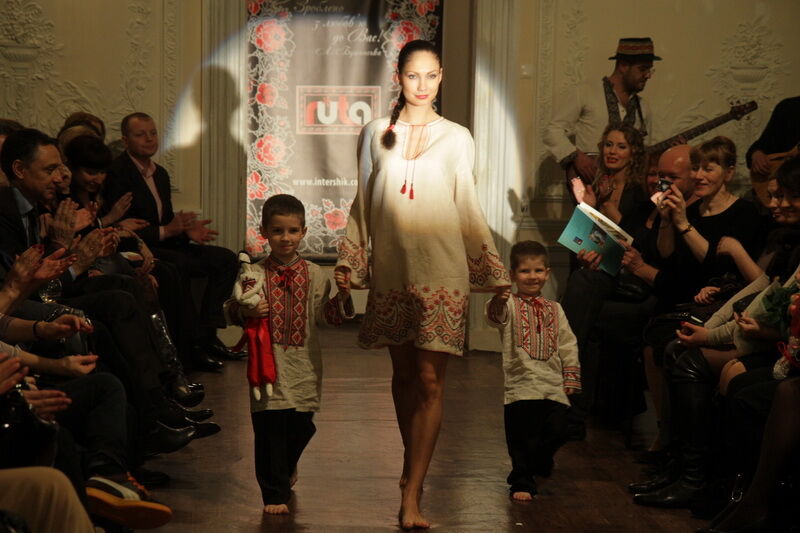 Художники світу допоможуть дітям України