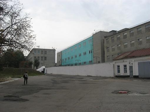 Начальник колонии рассказал, какая камера приготовлена для Тимошенко. Фото, видео