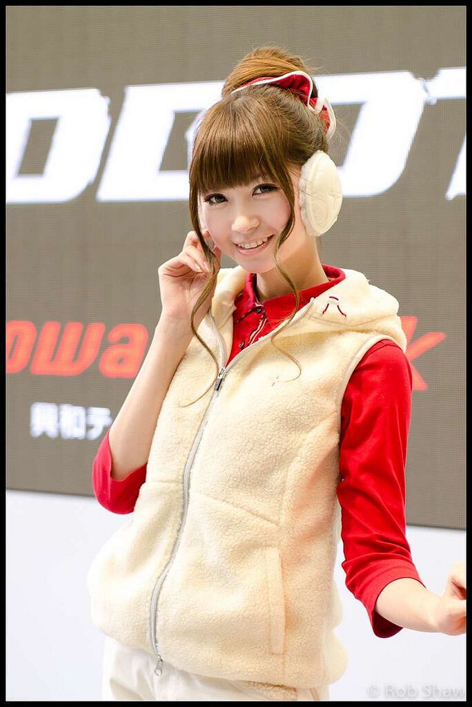 Сексапильные японки Токийского автосалона. Фото. Часть 2