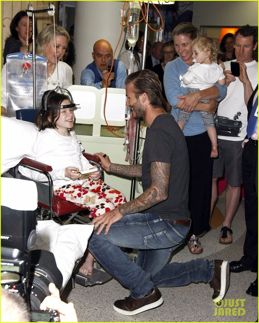 Бекхэм навестил детей в больнице