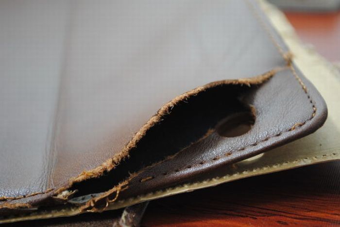 Китаец порезал чехол от iPad, пожарил с овощами и съел. Фото 