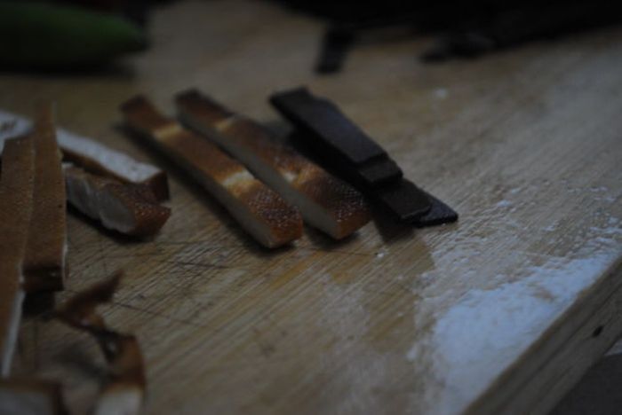 Китаец порезал чехол от iPad, пожарил с овощами и съел. Фото 