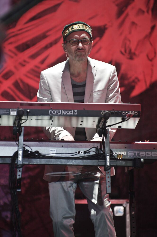 Старенькие мальчики и девочки из Швеции