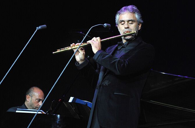 Звезды посетили презентацию календаря Pirelli