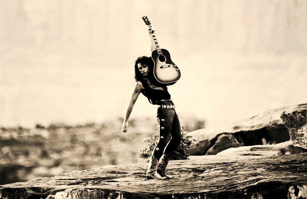 Gibson – легендарные гитары в руках легендарных гитаристов