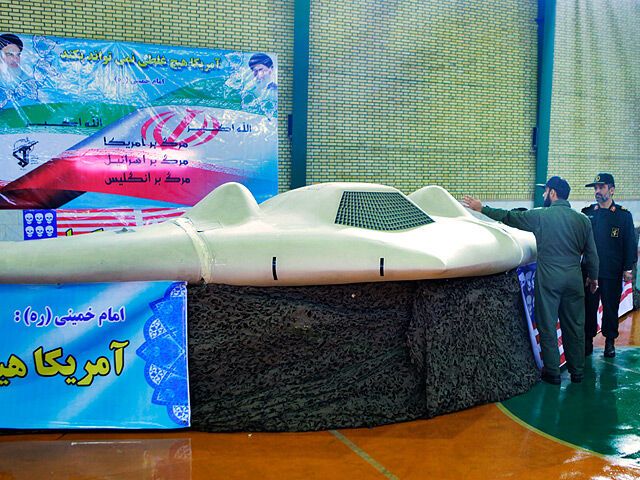 Иран показал секретное оружие США. Фото, видео