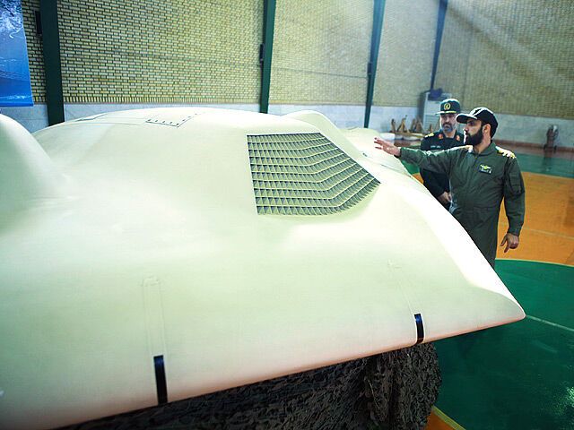 Иран показал секретное оружие США. Фото, видео