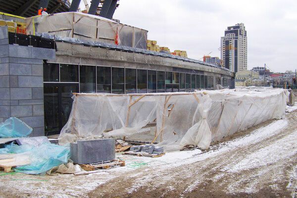 Над "Олимпийским" поднимут крышу