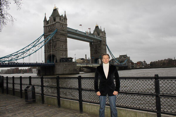 Мика Ньютон кооперируется с Мерайей Кэрри