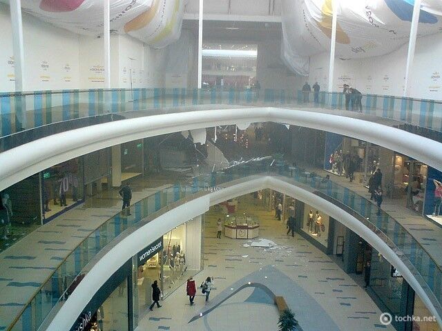 В торговом комплексе Киева обвалился потолок