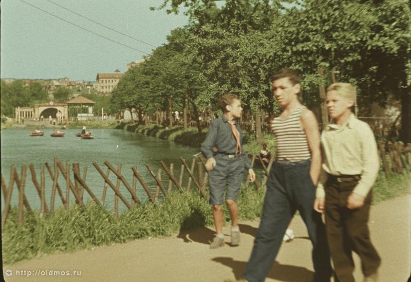 Чистые пруды: Взгляд в прошлое