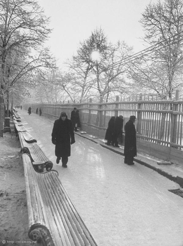 Чистые пруды: Взгляд в прошлое