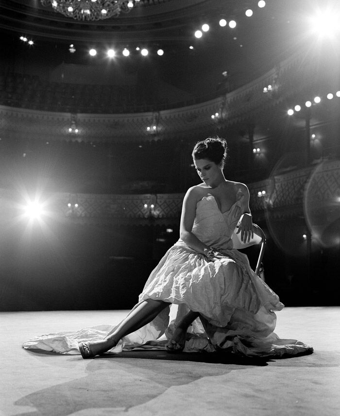 Звезда «Крика» Нив Кэмпбелл: терминатор с розой