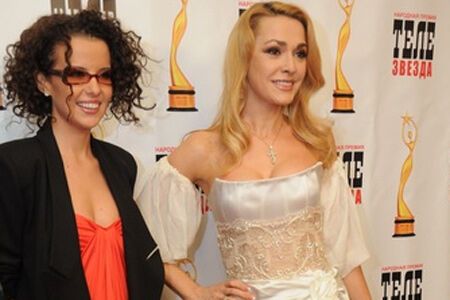 Ален Делон раздал награды на "Телезвезде"