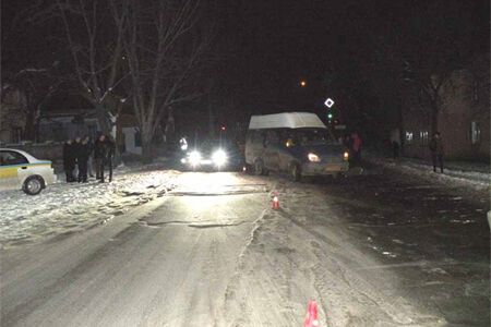 В Николаеве маршрутка насмерть сбила женщину-пешехода