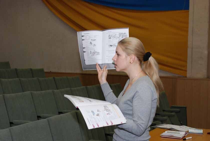 К Евро-2012 украинские гаишники выучат английский язык