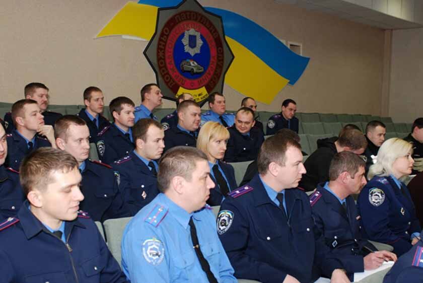 К Евро-2012 украинские гаишники выучат английский язык