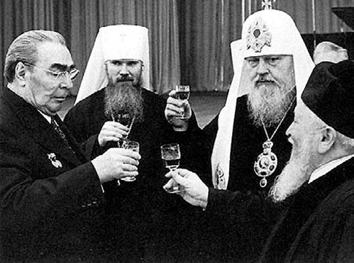 Випити за здоров'я СРСР з Леонідом Іллічем любили Олексій Рідігер (майбутній патріарх Алексій II), патріарх Пімен і рабин Яків ФІШМАН