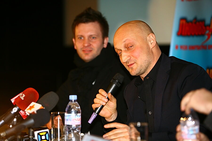 Гоша Куценко привез в Киев 3 кг «моркови»